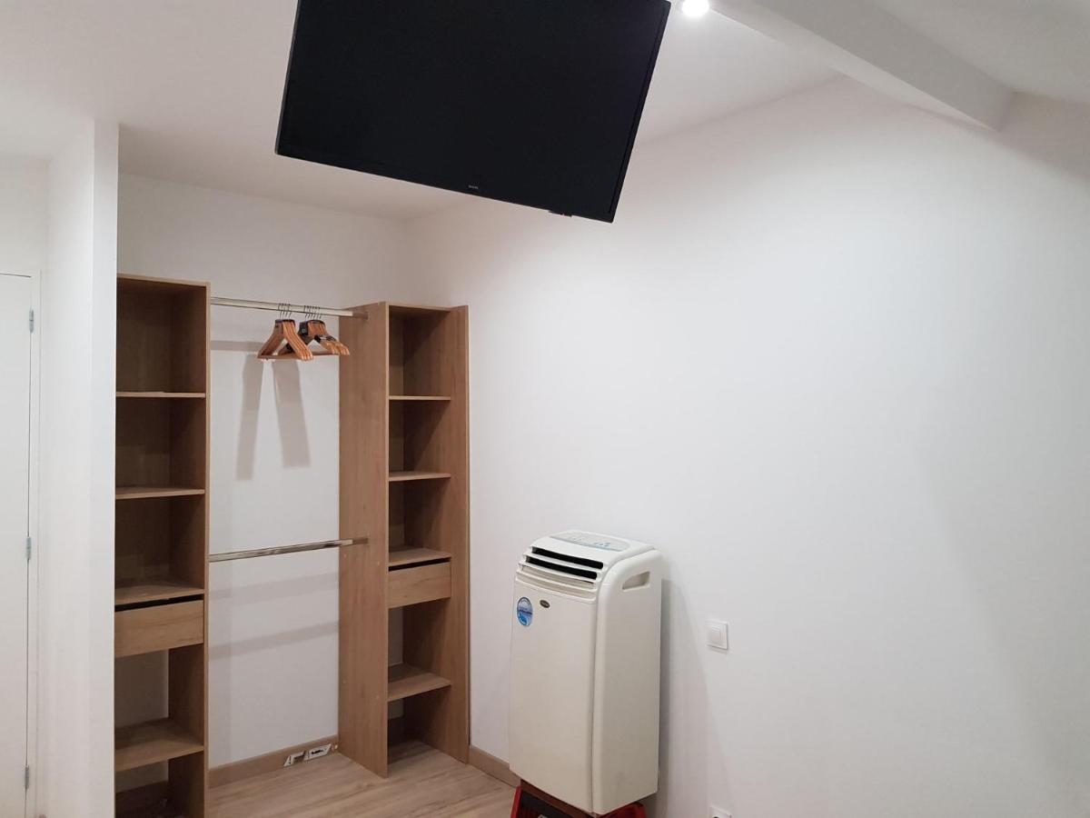 11 - Tres Joli 2 Pieces Tout Equipe Pour 1 A 5 Personnes, Vue Sur Parc Arbore, Parking Privatif Gratuit, Grand Fourgon Possible, Tout Le Linge De Maison Est Fourni Razac-sur-lʼIsle Eksteriør billede